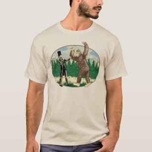 ABE LINCOLN: SASQUATCH HUNTER - Funny Bigfoot Logo T-shirt
