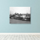 Aberdeen, WA - Uitzicht Waterfront en scheepvaart Canvas Afdruk (Insitu (Houten vloer))