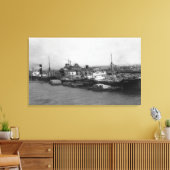Aberdeen, WA - Uitzicht Waterfront en scheepvaart Canvas Afdruk (Insitu (Woonkamer))