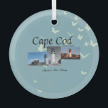 ABH Cape Cod Glass Ornament<br><div class="desc">Voor al die Cape Cod-fans komt een eenzijdig glazen ornament in vuurtorenstijl.</div>