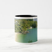 Able Tasman NP, Nelson, Nieuw-Zeeland. De vele Tweekleurige Koffiemok (Center)