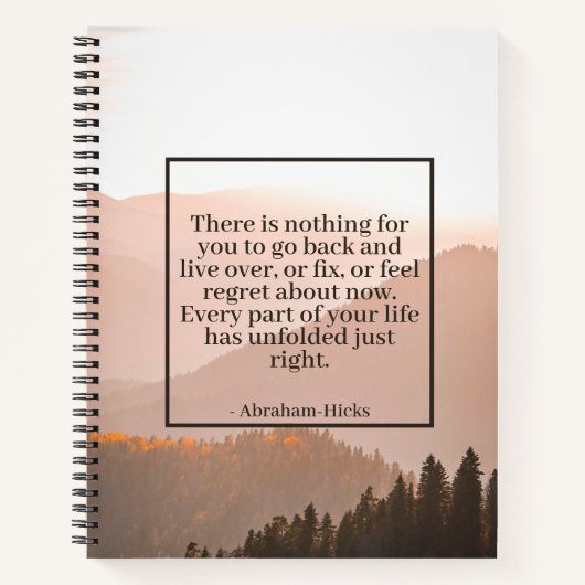 Abraham-Hicks Wet van Attractie Quote Mountains Notitieboek (Voorkant)