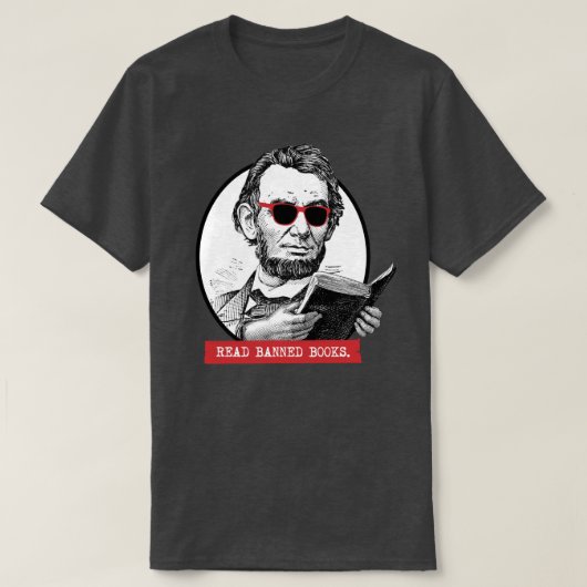 Abraham Lincoln leest verboden boeken T-shirt (Design voorkant)