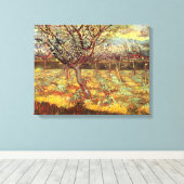 Abrikozenbomen in Blossom, Vincent van Gogh. Canvas Afdruk (Insitu (Houten vloer))