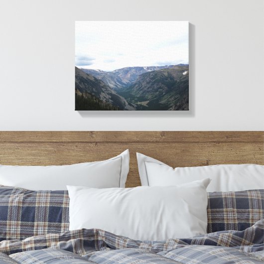 Absaroka-Beartooth Mountain Valley Kleur 11x14 Canvas Afdruk (Insitu (Slaapkamer))