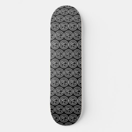 Absolút Nürv Zwart en Wit Persoonlijk Skateboard (Voorkant)