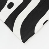 Abstract 041211 - Zwart op wit Fleece Deken (Hoek)