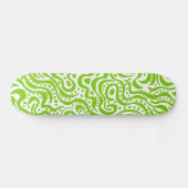Abstract 041211v1 - Martian Green over White Persoonlijk Skateboard (Horizontaal)