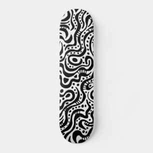 Abstract 041211v1 - zwart op hout skateboard