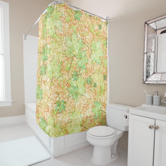 Abstract acerblad op krasbodem, op beige douchegordijn (In situ)