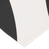 Abstract Arches Modern Black And White Lines Korte Tafelloper (Hoek)