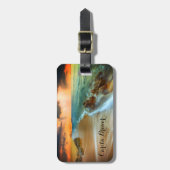 Abstract Bagagelabel in de oceaan met lederriem (Voorkant verticaal)