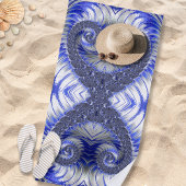 Abstract Blauw en Witte Spiral Fractal Strandlaken
