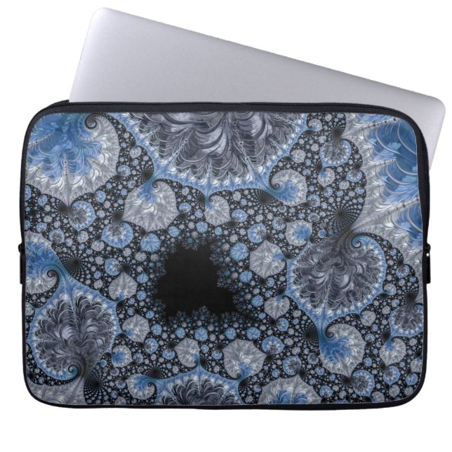 Abstract Blauw en zwart Intricate Fractal Laptop Sleeve (Voorkant)