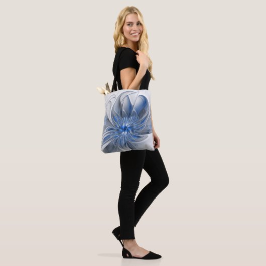 Abstract Blauw Grijs Waterverf Fractal Art Flower Tote Bag (Op model)