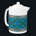 Abstract blauw patroon Kaleidoscoop Artistisch Theepot<br><div class="desc">Geniet van een ontspannen ochtend- of middagthee met deze verbluffende blauwe groene patroontheek. Dit prachtige abstracte patroon is voorzien van levendige blauwe kleuren die zijn gemarkeerd met knuppels en groenen die dit product een hedendaags gevoel geven. Een gemstone-foto werd gebruikt als basis voor het creëer van een kaleidoscooppatroon dat resulteerde...</div>