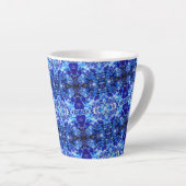 Abstract blauwe bloem latte mok (Rechterhoek)