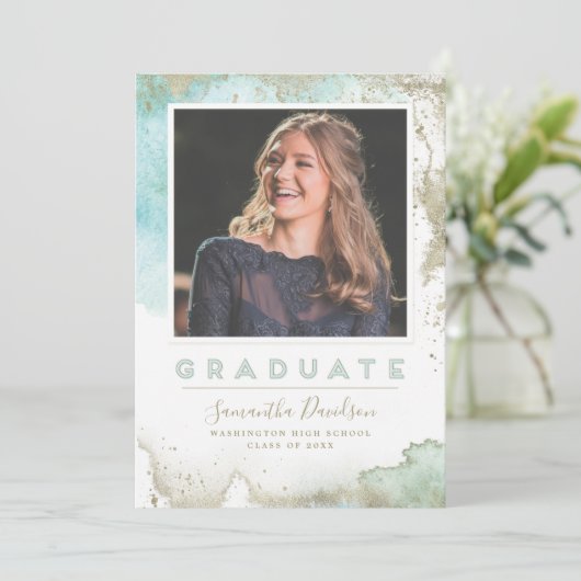 Abstract Blauwgroen en Gold Modern Art Afstuderen Aankondiging (Staand voorkant)