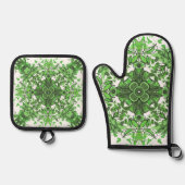 Abstract bloemmotief in zwart groen op wit ovenwant & pannenlap set (Voorkant)