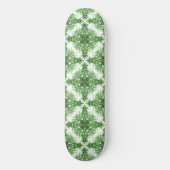 Abstract bloemmotief in zwart & groen op wit persoonlijk skateboard (Voorkant)