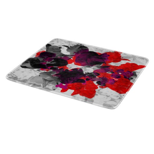Abstract bloemontwerp - rood en paars boven wit snijplank (Hoek)