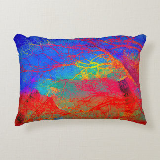 Abstract boomontwerp in rood en blauw accent kussen