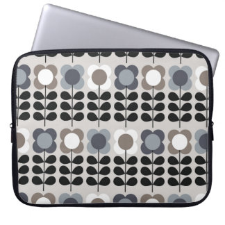 Abstract floreel naadloos patroon. Noordse stijl.  Laptop Sleeve