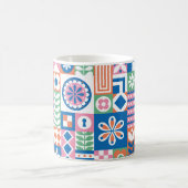 Abstract  floreel patroon. Scandinavisch en Koffiemok (Center)