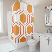 Abstract geometrical pattern in oranje and douchegordijn (In situ)