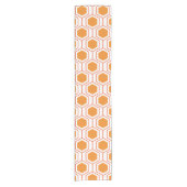 Abstract geometrical pattern in oranje and korte tafelloper (Voorkant)