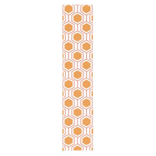 Abstract geometrical pattern in oranje and korte tafelloper (Voorkant)