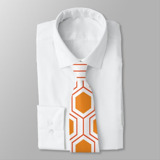 Abstract geometrical pattern in oranje and stropdas (Gebonden)