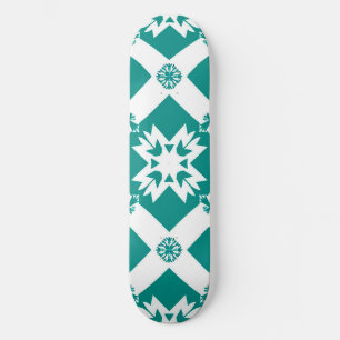 Abstract Geometrisch Patroon in Wit en Groen Persoonlijk Skateboard