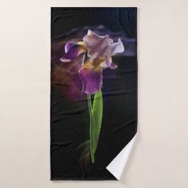 Abstract Iris Flower – Elegant Floral Art Badhanddoek