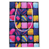 Abstract kleurrijk blokpatroon medium cadeauzakje (Voorkant)
