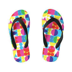 Abstract kleurrijk geometrisch patroonontwerp. kinder teenslippers
