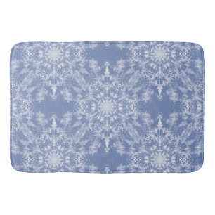 Abstract Lacy Fractal Snowflake Pattern op Blue Badmat