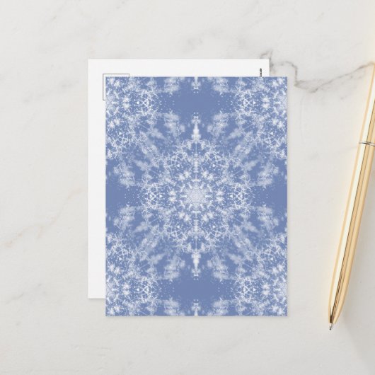 Abstract Lacy Fractal Snowflake Pattern op Blue Feestdagenkaart (Voorkant / Achterkant in situ)