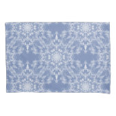 Abstract Lacy Fractal Snowflake Pattern op Blue Kussensloop (Voorkant)