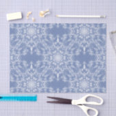 Abstract Lacy Fractal Snowflake Pattern op Blue Tissuepapier (Craft)