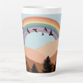 Abstract landschap bos bomen regenboog & vogels latte mok (Voorkant)