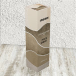 Abstract landschap Moon Wine Gift Box Wijn<br><div class="desc">Wijncadeaudoos met een abstract landschapsontwerp met een maaninstelling over de bergen. Prachtig voor zijn verjaardag of een baanbevordering of een ander mijlpaal evenement.</div>