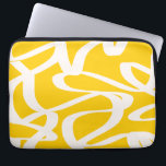 Abstract lijngeel laptop sleeve<br><div class="desc">Abstracte vormen - gestreepte patroon - gele achtergrond met witte lijnen.</div>