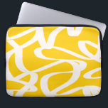 Abstract lijngeel laptop sleeve<br><div class="desc">Abstracte vormen - gestreepte patroon - gele achtergrond met witte lijnen.</div>