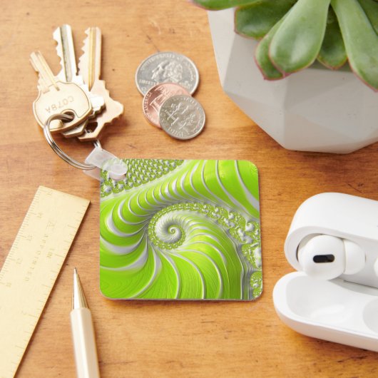 Abstract Lime Green Spiral Fractal Sleutelhanger (Bureau)