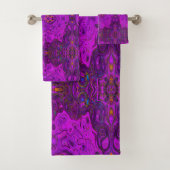 Abstract Magenta- en Black Groovy-patroon Bad Handdoek (Insitu)
