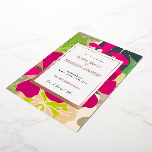 Abstract Modern Heet Roze Bloemen Bruiloft Goud Folie Uitnodiging (Gedraaid)