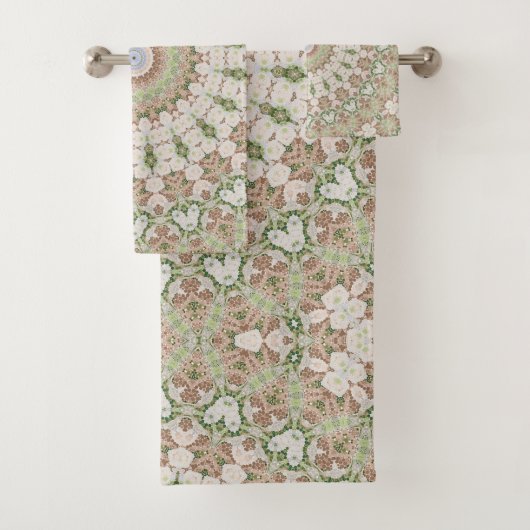Abstract modern mosaic kaleidoscopic tile pattern bad handdoek (Insitu)