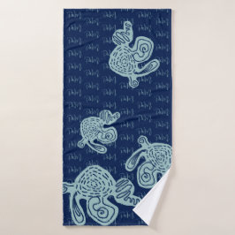 Abstract MONOGRAM Towel Badhanddoek