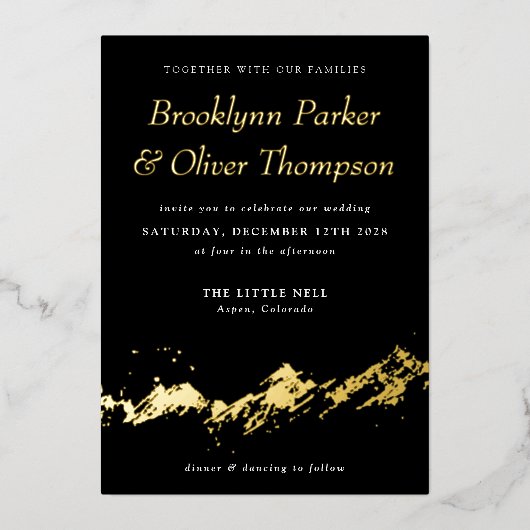 Abstract Mountain Gold op Black Wedding Folie Uitnodiging (Voorkant)